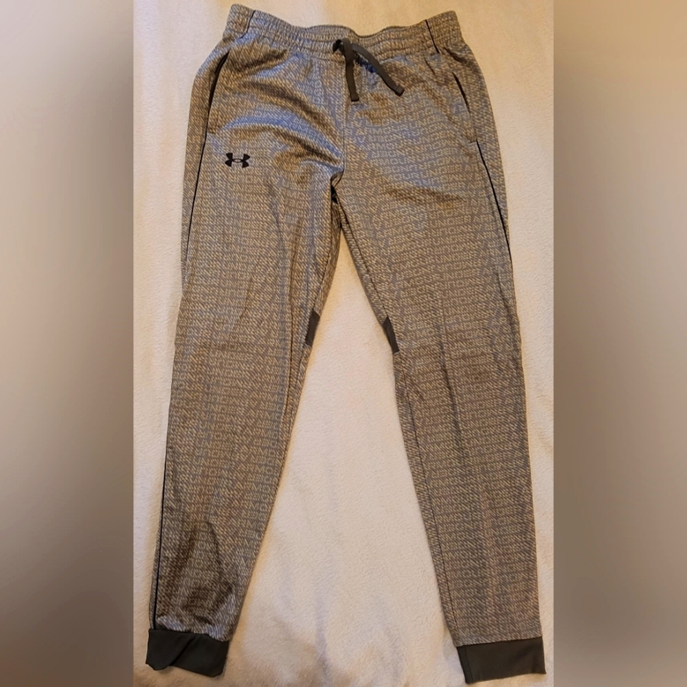 Under Armour Boy''s Green Jogger Pants